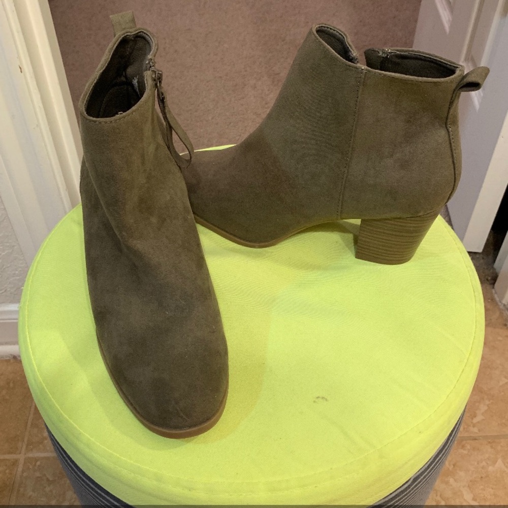 Olive green booties! NWOT